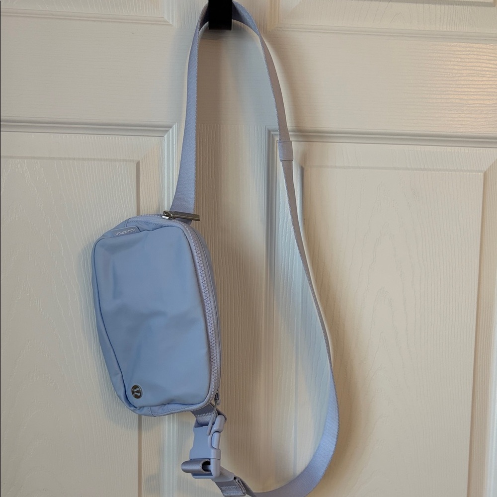 Lululemon Athletica Light violet Belt Bag